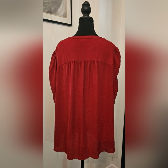 Torrid Elegant Red Women's Top Ruched Sleeves 4X - Picture 4 of 5